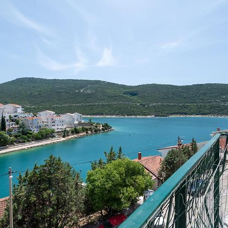 Apartman Vito Neum Esterno foto