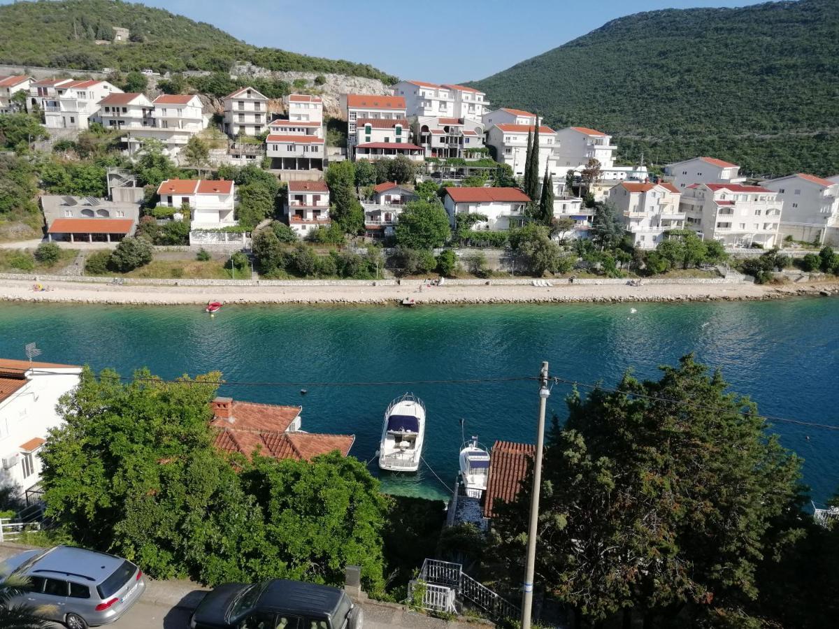 Apartman Vito Neum Esterno foto