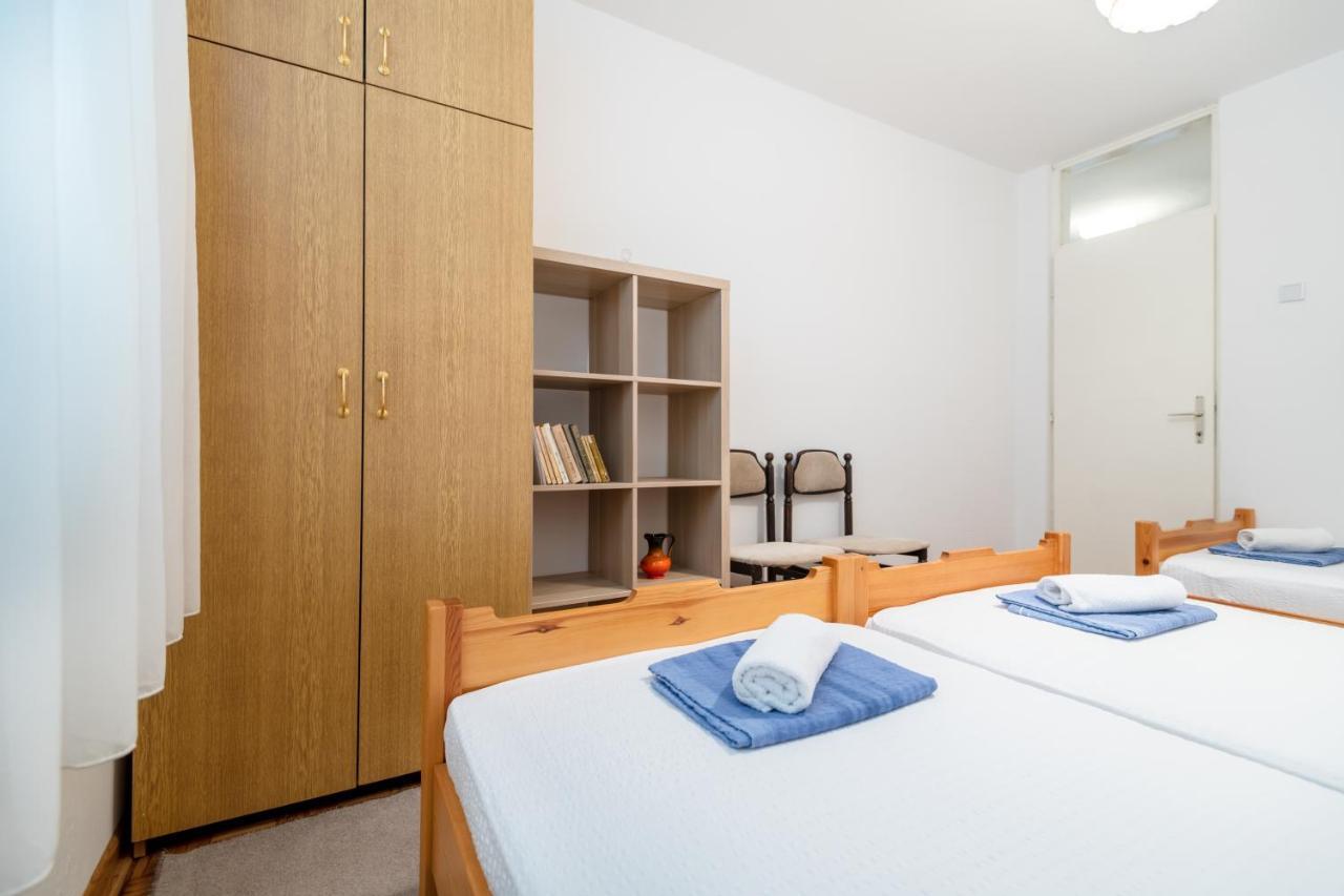 Apartman Vito Neum Esterno foto